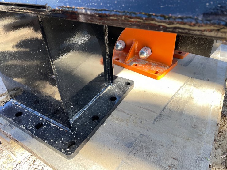 #2326-•-new-wolverine-skid-steer-post-driver-attachment-image-10