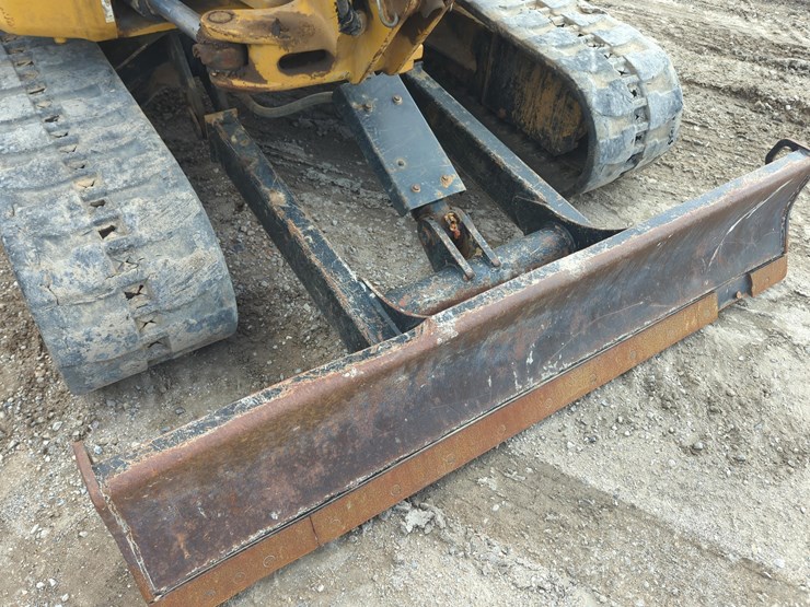 2021-caterpillar-305e2-image-7
