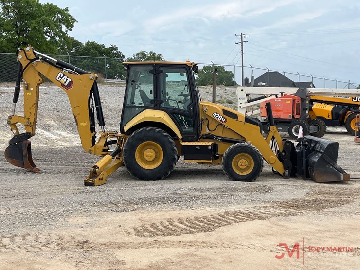 2021-caterpillar-420-xe-image-2
