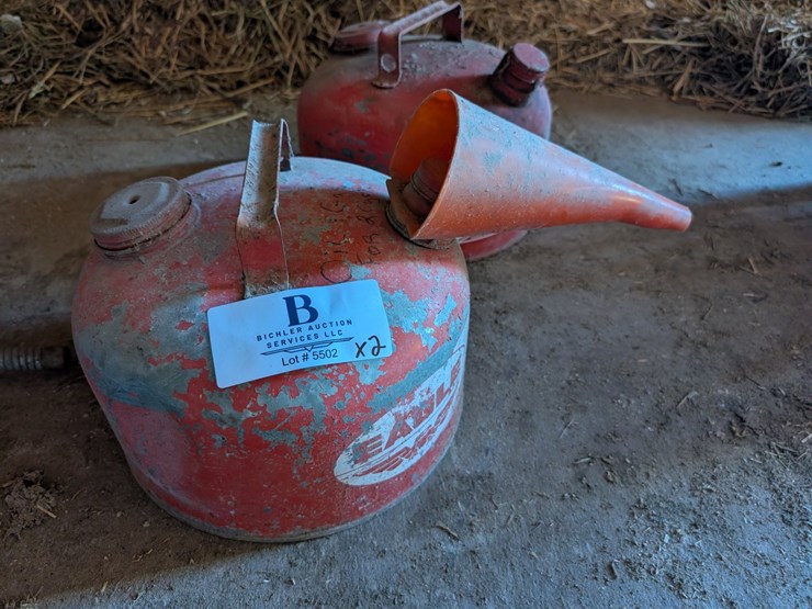 #5502-•-eagle-metal-gas-cans-image-2