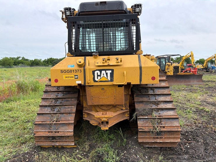 2019-caterpillar-d6n-lgp-image-7