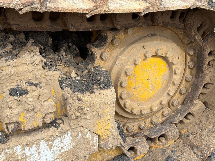 2022-deere-700l-xlt-image-11