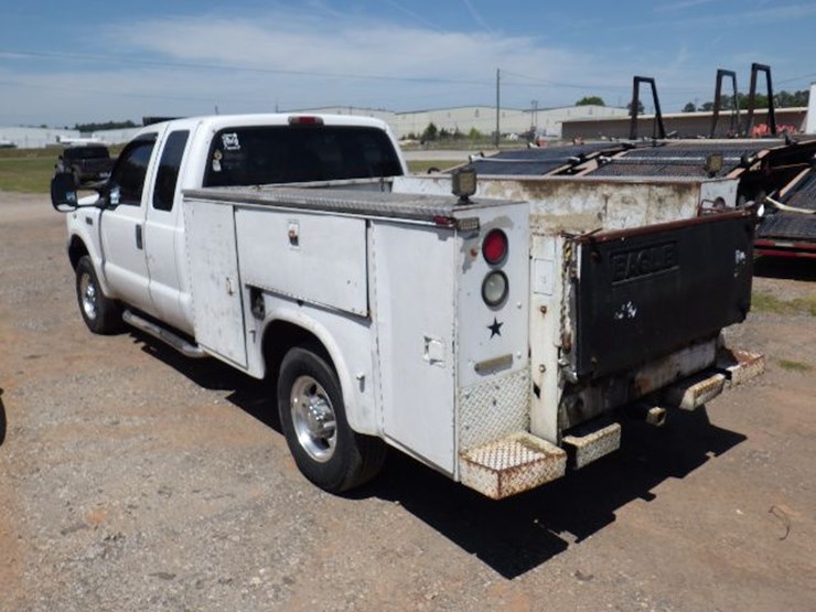 2004-ford-f250-image-12