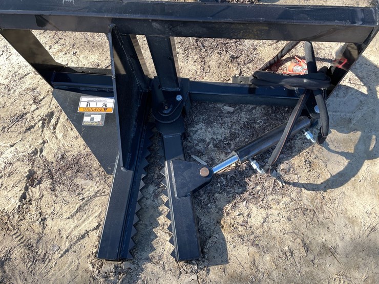 #2322-•-new-wolverine-skid-steer-tree-puller-image-5