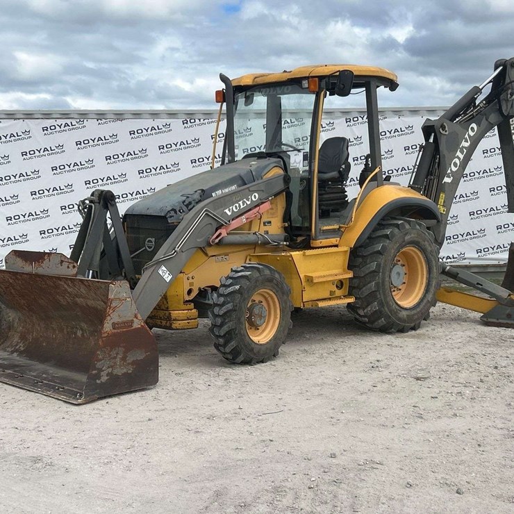2013 VOLVO BL70B