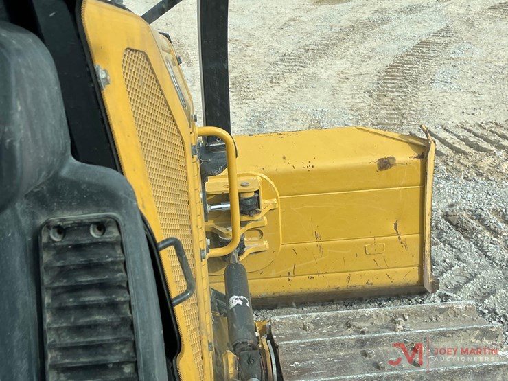 2022-caterpillar-d3-image-18