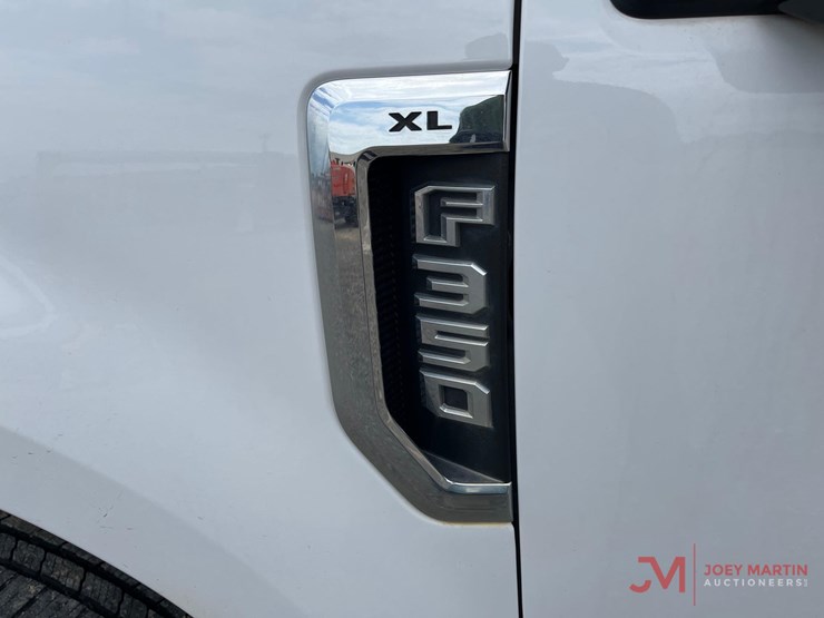 2019-ford-f350-sd-image-13