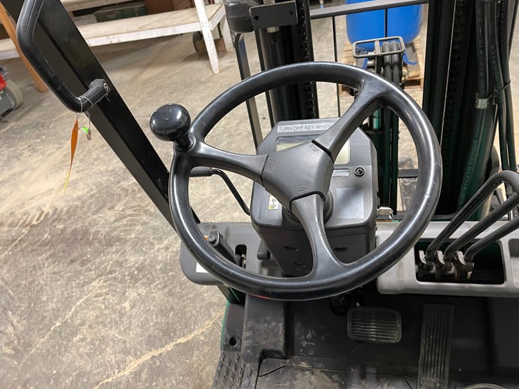 #301-•-mitsubishi-4,000lb-electric-3-wheeled-forklift-image-24