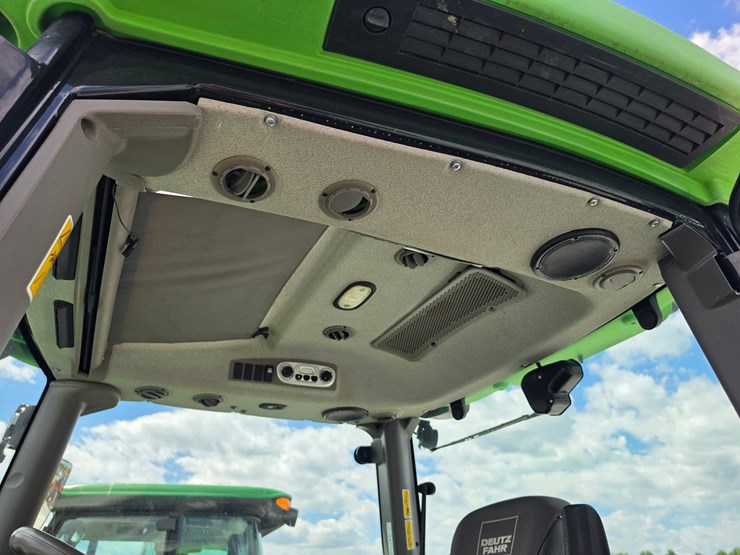 2021-deutz-fahr-5120g-image-16