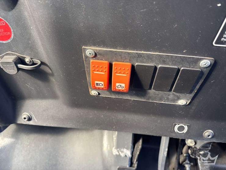 2015-kubota-rtv-x900-image-17