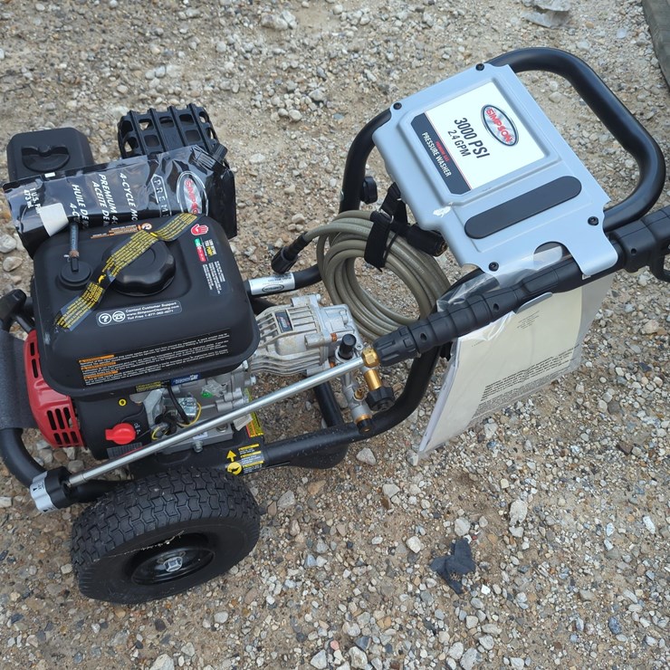 NEW SIMPSON 208CC MEGASHOT MS61043 3000PSI PRESSURE WASHER