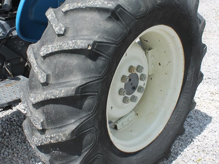 new-holland-3930-image-10