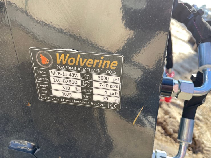 #2318-•-new-wolverine-mini-skid-steer-combination-bucket-image-15