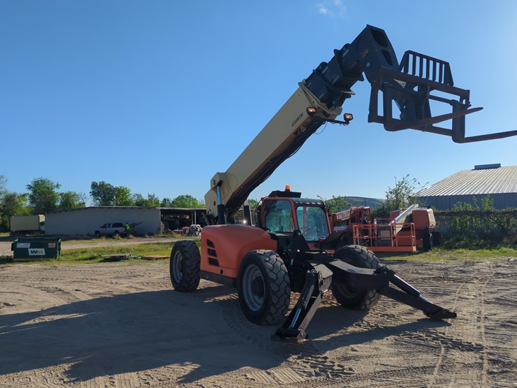 jlg-g12-55a-image-3