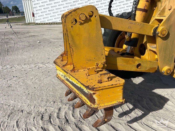 1992-deere-670b-image-17