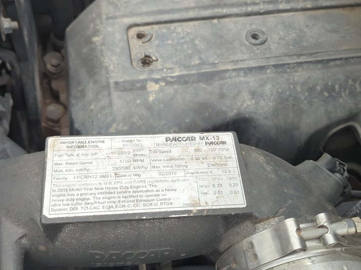 2016-kenworth-t880-image-14
