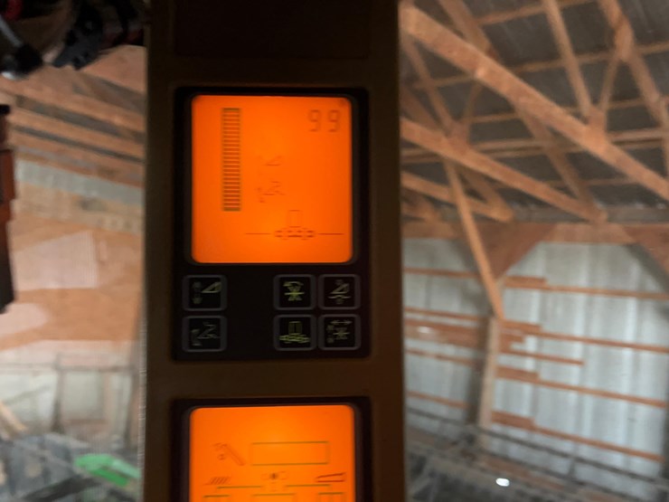 2000-john-deere-9650-image-42