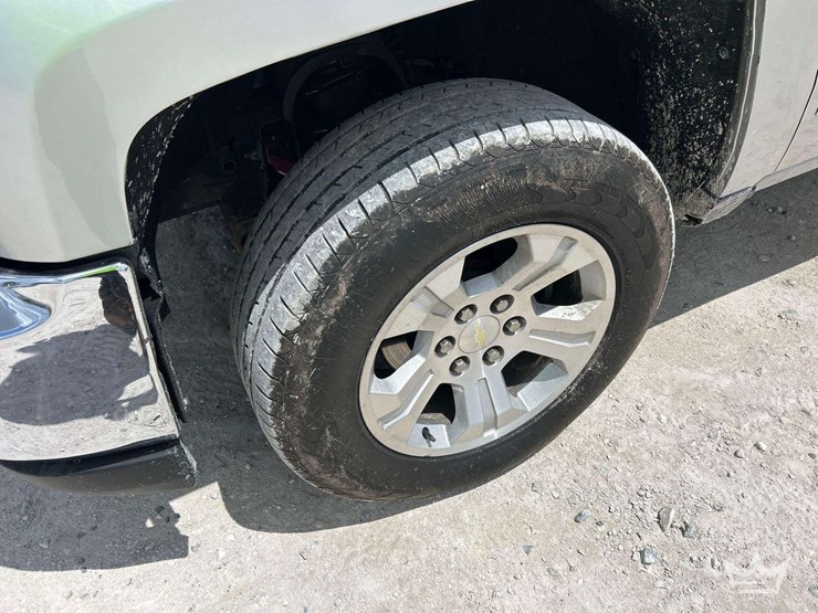 2018-chevrolet-silverado-1500-image-34