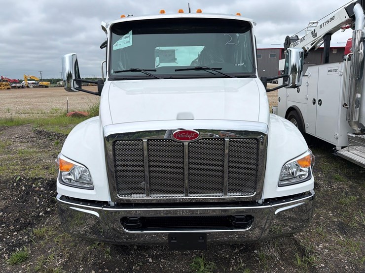 2026-peterbilt-536-image-6