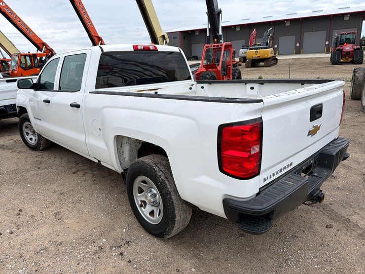 2017-chevrolet-1500-image-5