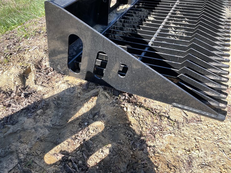 #2328-•-new-wolverine-84"-skid-steer-skelton-high-side-bucket-image-3