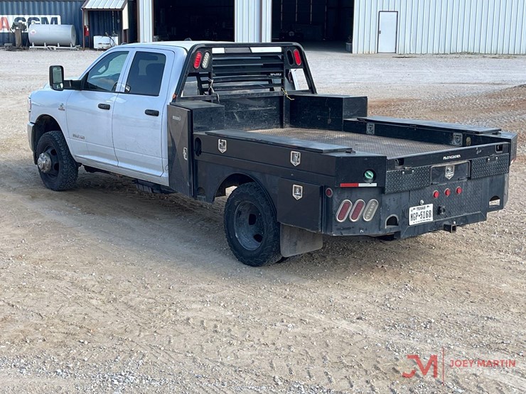 2019-ram-3500-hd-image-27