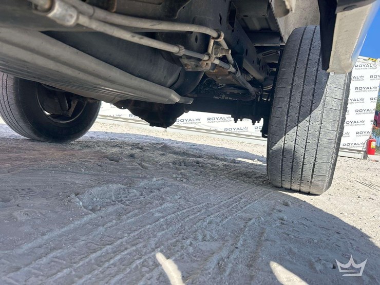 2016-ford-f150-image-18