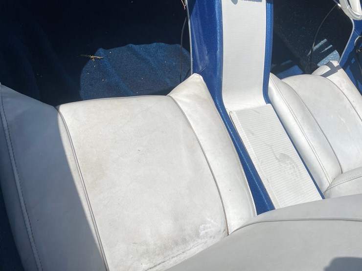 #2001-•-1965-glastron-14'-fiberglass-boat-(sells-with-bill-of-sale-only)-image-55