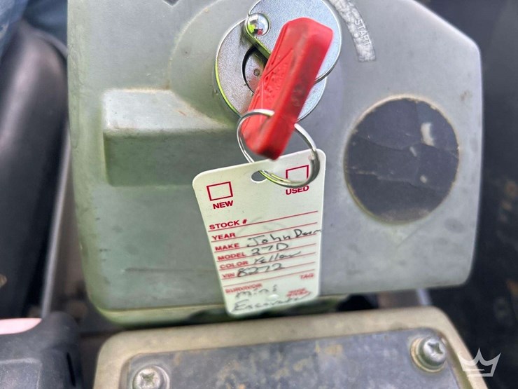 2013-deere-27d-image-22