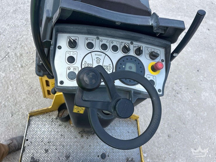 2016-bomag-bw90-image-13