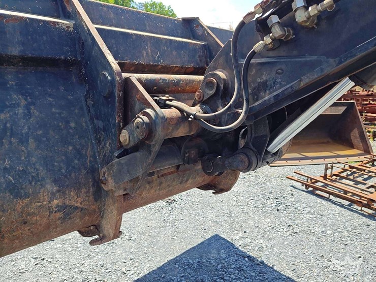 2018-manitou-mlt634-image-14