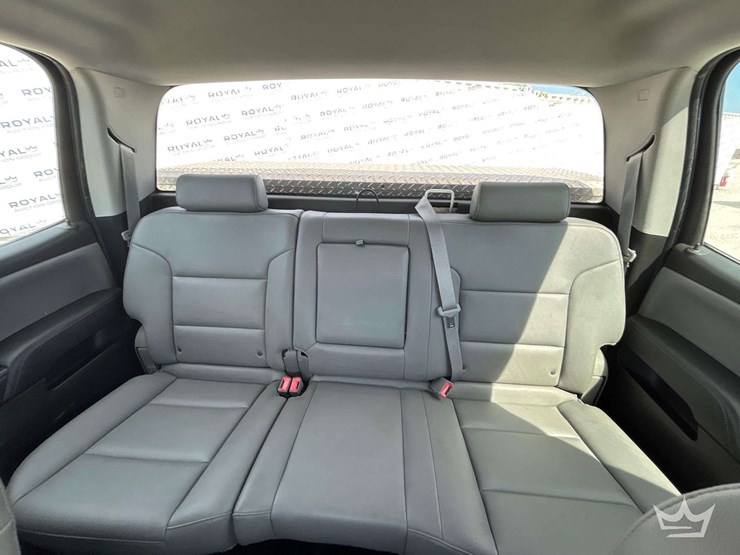 2015-chevrolet-silverado-1500-image-24