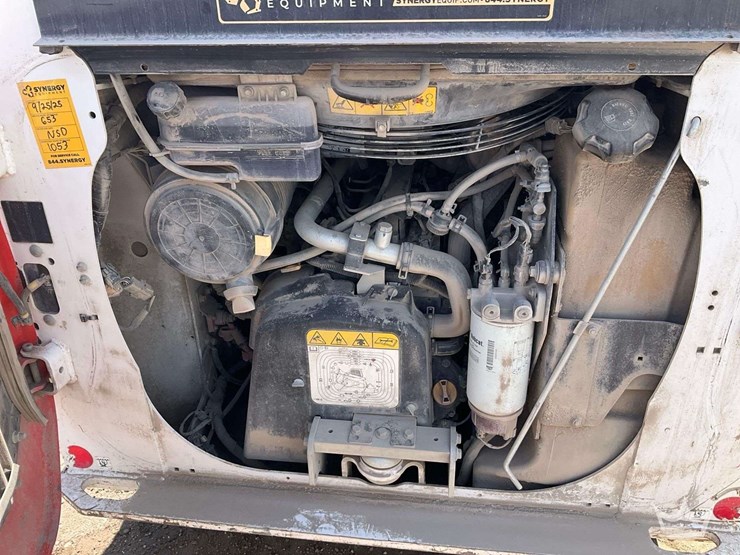 2023-bobcat-t62-image-8
