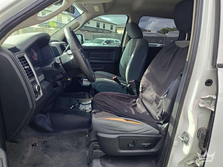 2017-dodge-ram-1500-image-32