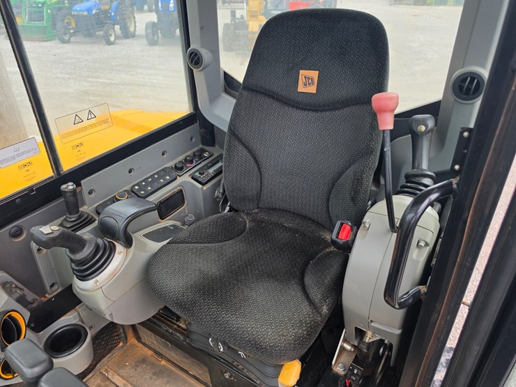 2022-jcb-50z-1-image-10