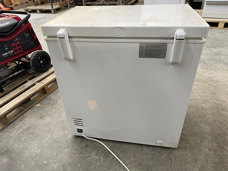 #6720-•-amana-chest-freezer-image-16