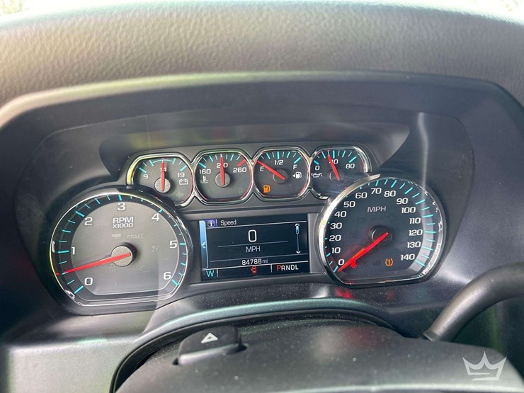 2018-chevrolet-silverado-1500-image-19