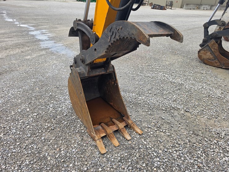 2022-jcb-50z-1-image-4