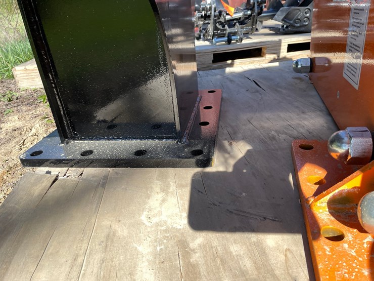 #2327-•-new-wolverine-skid-steer-post-driver-attachment-image-10