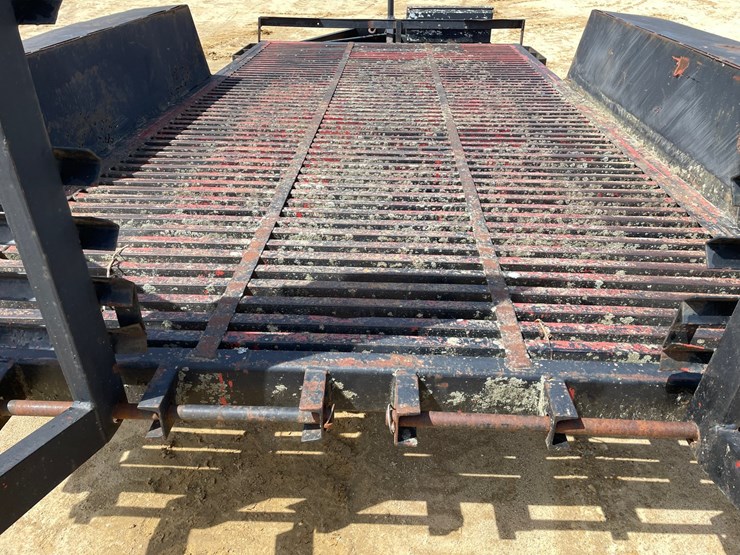 #2012-•-12'-skid-steer-trailer-(no-title)-image-21