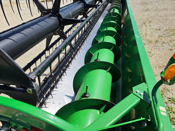 2015-john-deere-635f-image-9