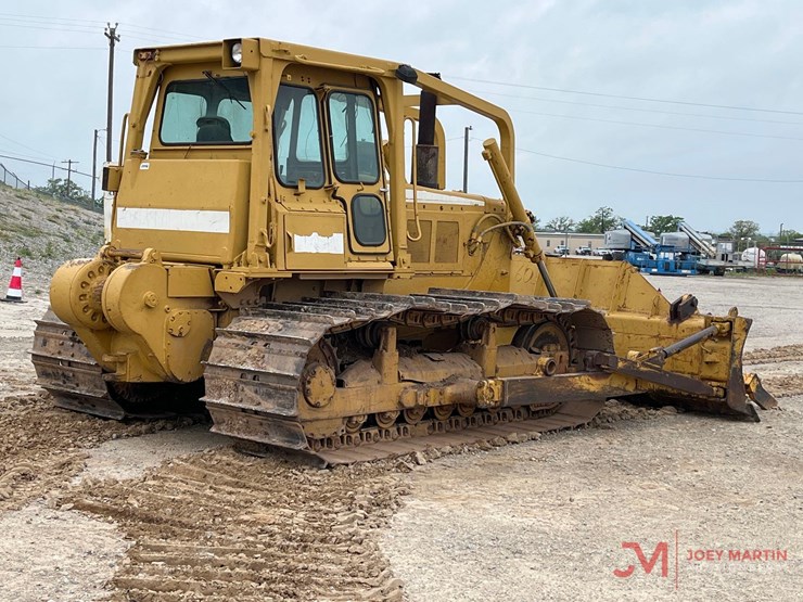 caterpillar-d6d-image-3