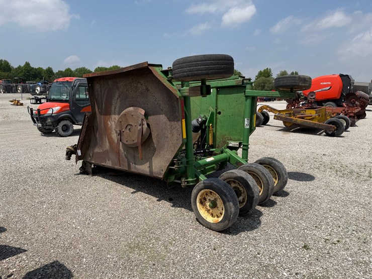 john-deere-1517-image-3