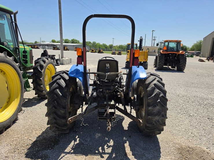 2006-new-holland-tt60a-image-7