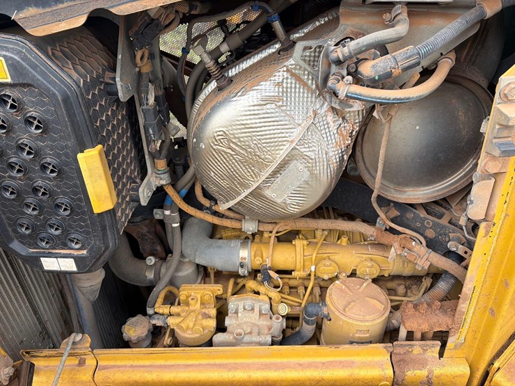 2021-caterpillar-d5-lgp-image-21