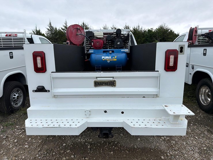 2023-chevrolet-2500-image-5