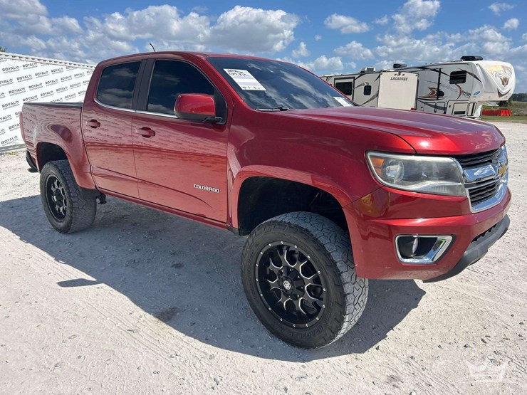2016-chevrolet-colorado-image-2