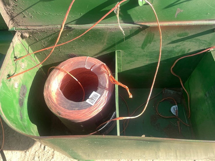 john-deere-337-image-12