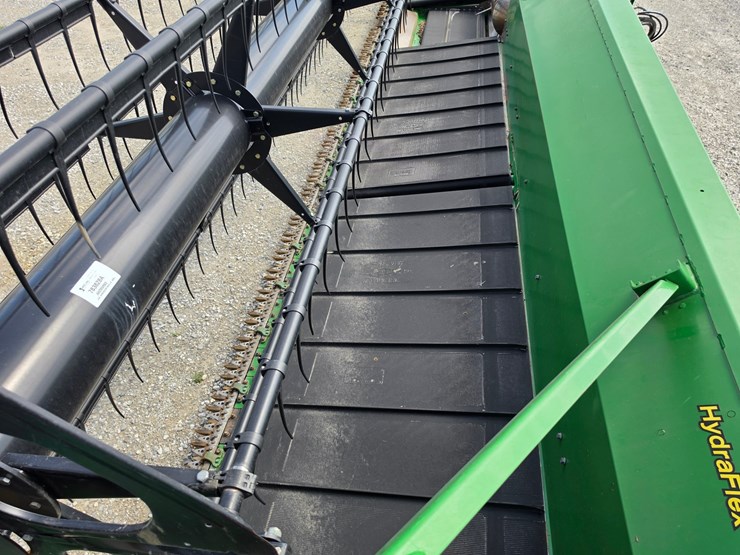 2015-john-deere-635fd-image-3