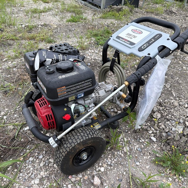 NEW SIMPSON 208CC MEGASHOT MS61043 3000PSI PRESSURE WASHER